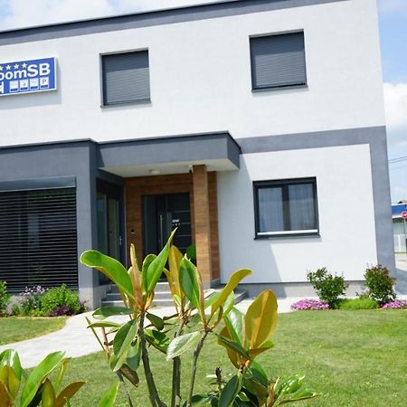 Rooms Slavonski Brod Exterior photo