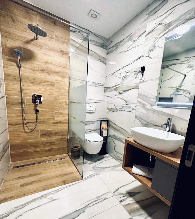 Rooms Slavonski Brod Exterior photo