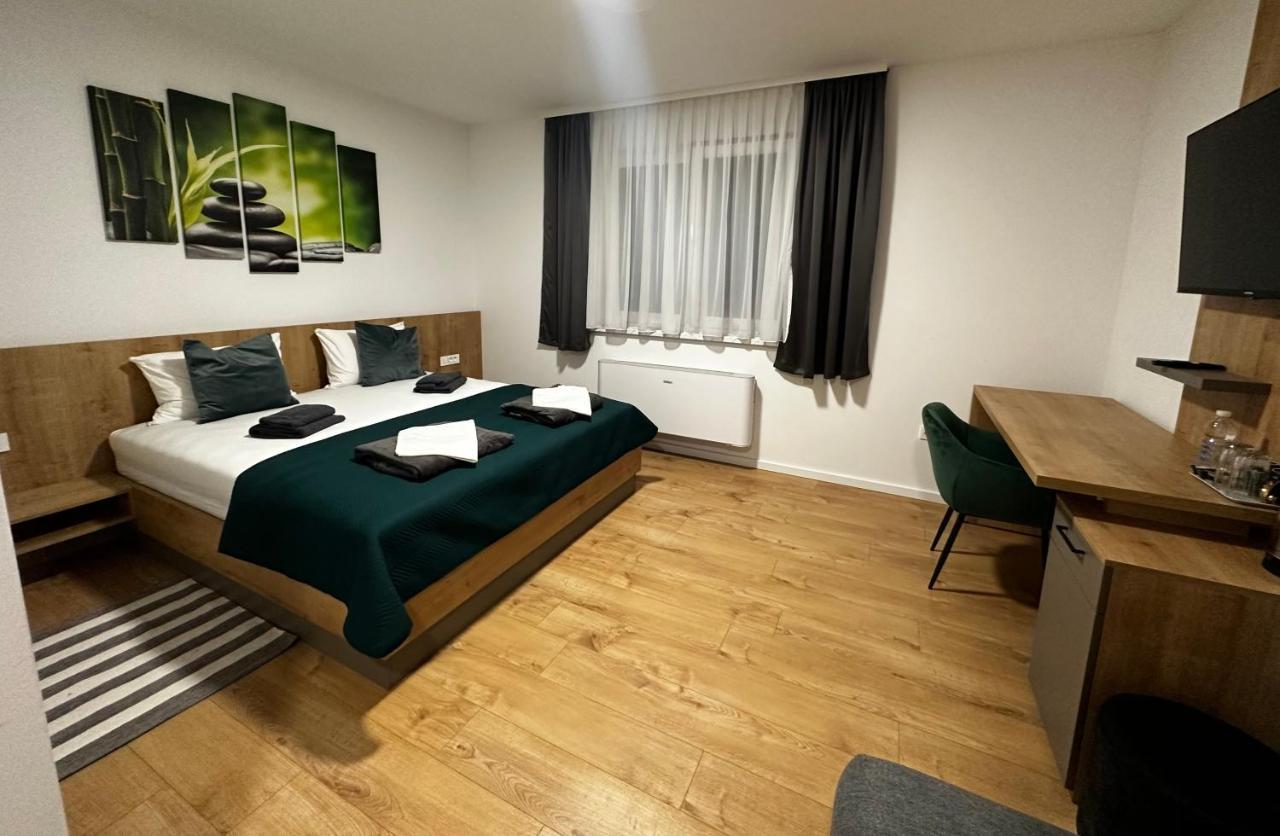 Rooms Slavonski Brod Exterior photo